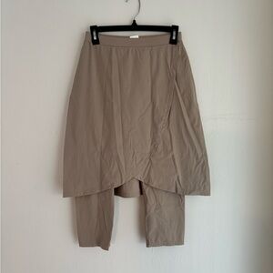 Women’s athletic skirt